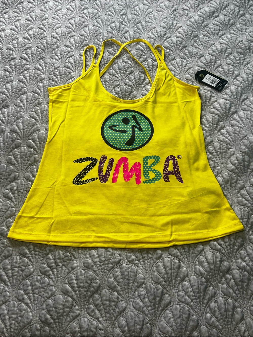 Zumba Fitness I want my Zumba criscross strappy tank top mellow yellow Large Nwt